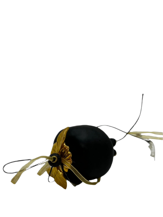 Pomegrant Black with Gold details (Μαύρο Ρόδι με χρυσή λεπτομέρεια)